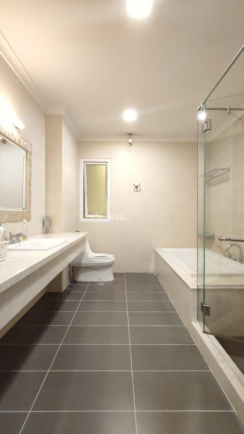 BIỆT THỰ ĐẸP - 4 TẦNG - 239M2 - NGANG 12.5M - GÓC 3 MẶT TIỀN