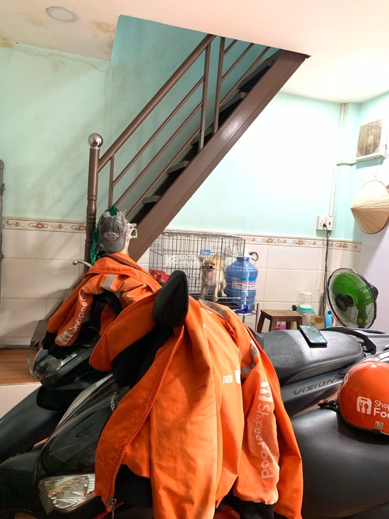 BÁN NHÀ LÒ GỐM QUẬN 6 3 TẦNG 2.3 TỶ HẺM XE HƠI SÁT MẶT TIỀN GẦN HẬU GIANG