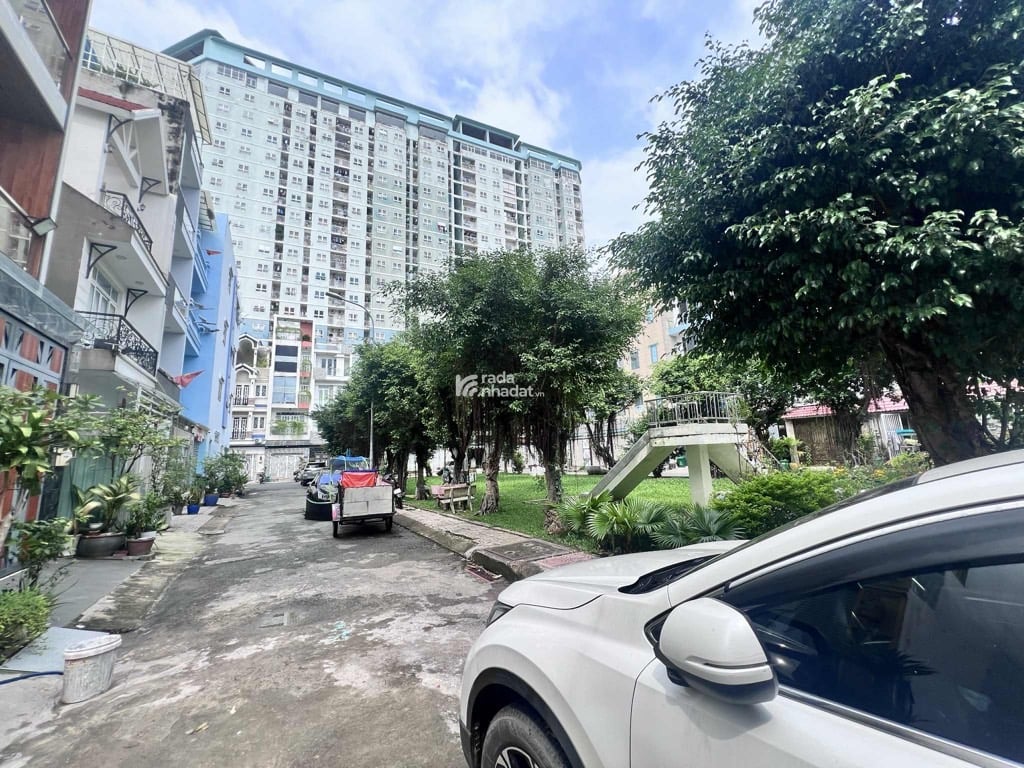 NGAY ĐẦM SEN, HẺM XE HƠI TÔ HIỆU, TÂN PHÚ, 71M2 ĐẤT HIẾM CÓ. GIẢM 450TR CHỈ 8.3T TL TỐT
