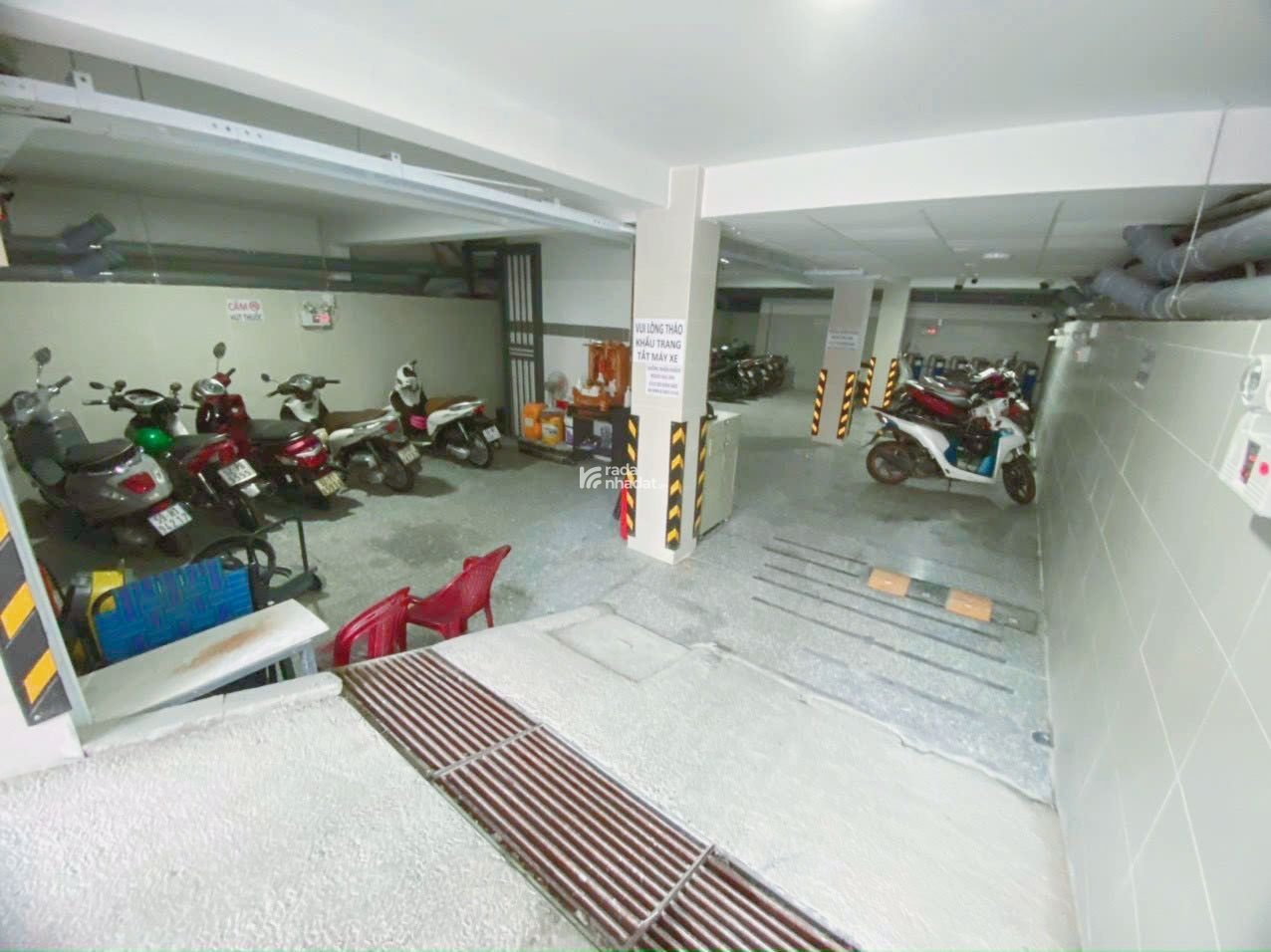 CHDV 7 tầng, đường Tô Hiệu 160m2, Ngang 8.2m, Thang Máy, DT 100tr/tháng, Chỉ 39.8 Tỷ