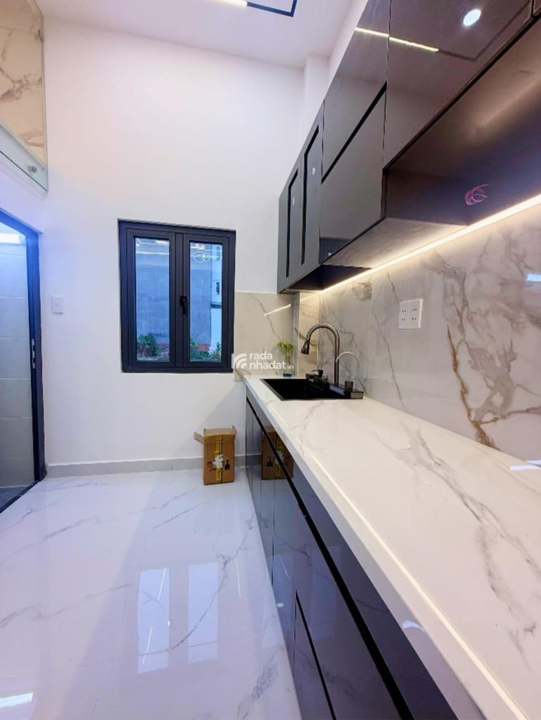 SIU HIẾM - KHU VIP HƯƠNG LỘ 2 - 4 TẦNG MỚI ĐẸP - 40M2 - HẺM 6M - KHU DÂN TRÍ CAO - NGÃ TƯ 4 XÃ