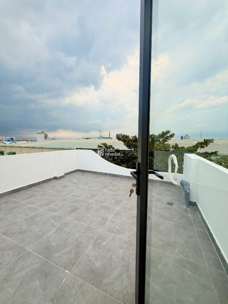 SIU HIẾM - KHU VIP HƯƠNG LỘ 2 - 4 TẦNG MỚI ĐẸP - 40M2 - HẺM 6M - KHU DÂN TRÍ CAO - NGÃ TƯ 4 XÃ