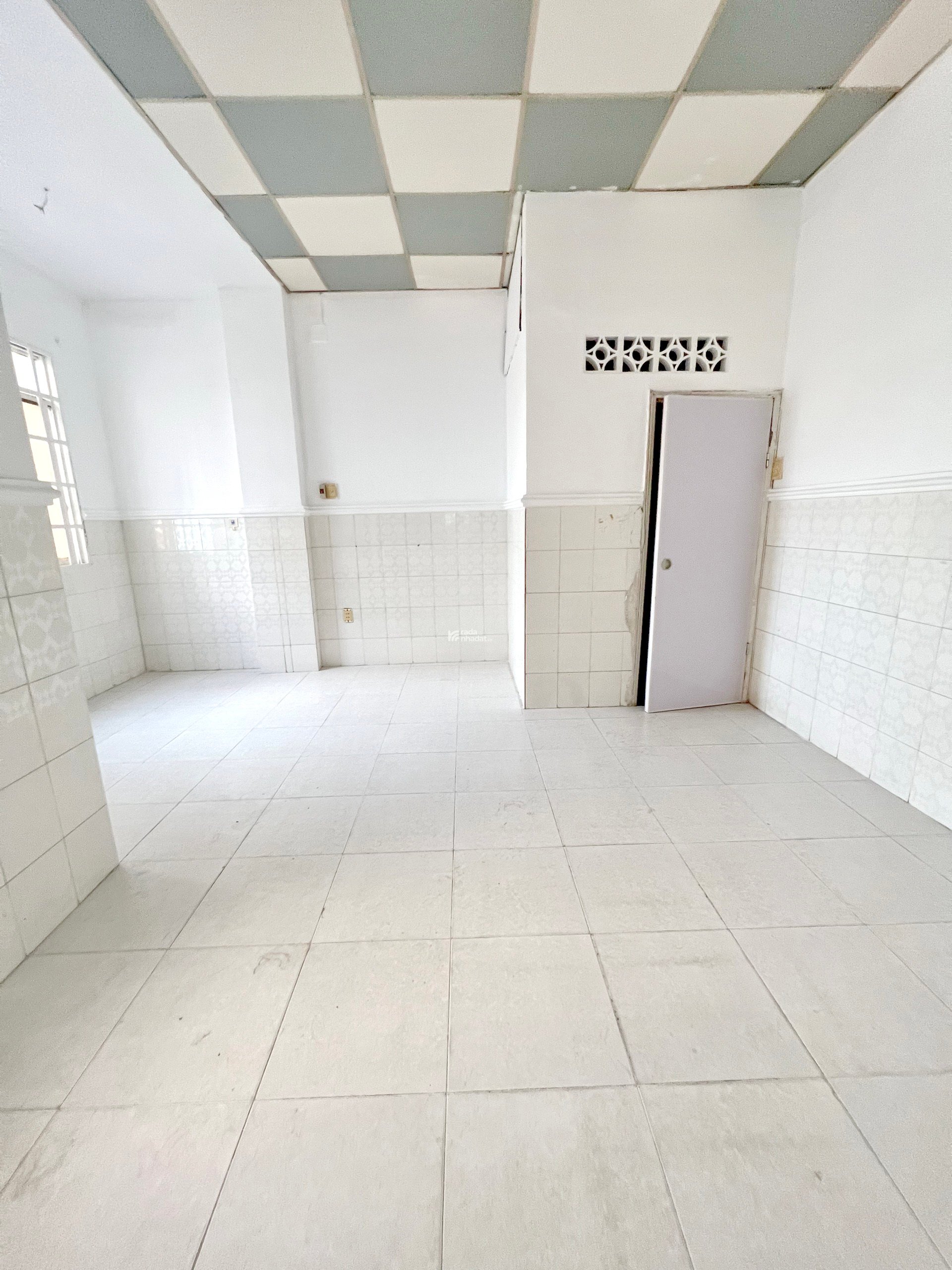 Bán nhà 2 lầu 119m2 gần MT đường Dương Bá Trạc Phường 1 Quận 8