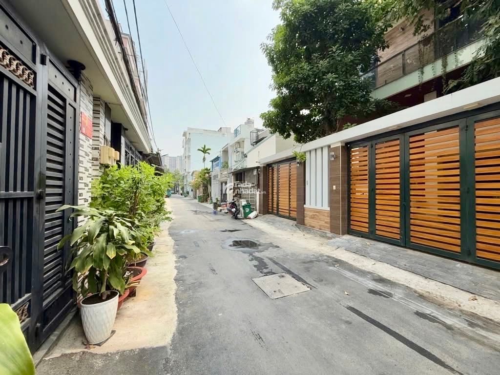 NHÀ ĐẸP MẶT TIỀN ĐƯỜNG SỐ LÝ PHỤC MAN – FULL NỘI THẤT CAO CẤP – KHU TIỆN ÍCH ĐỦ ĐẦY