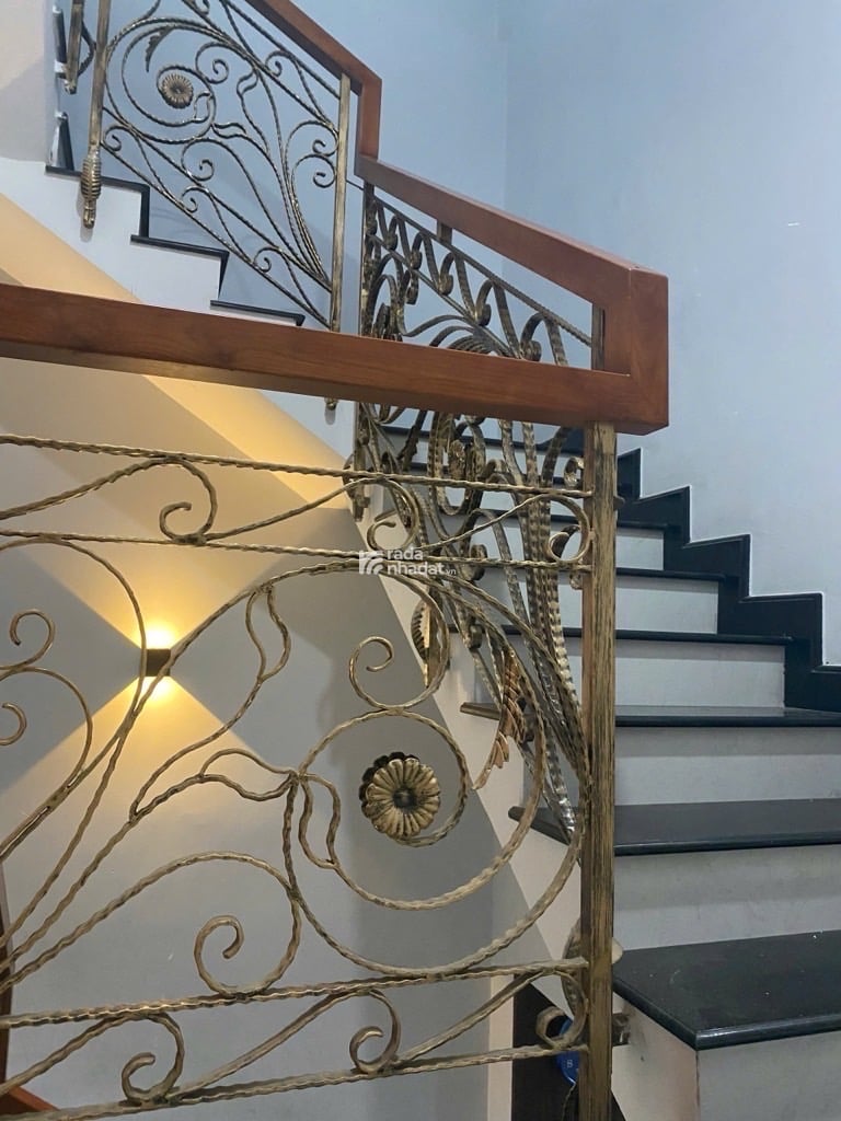 Lê Trọng Tấn – Nhà Mới 2 Tầng – Hẻm Xe Hơi – 53m2 – Giá 5.3 Tỷ