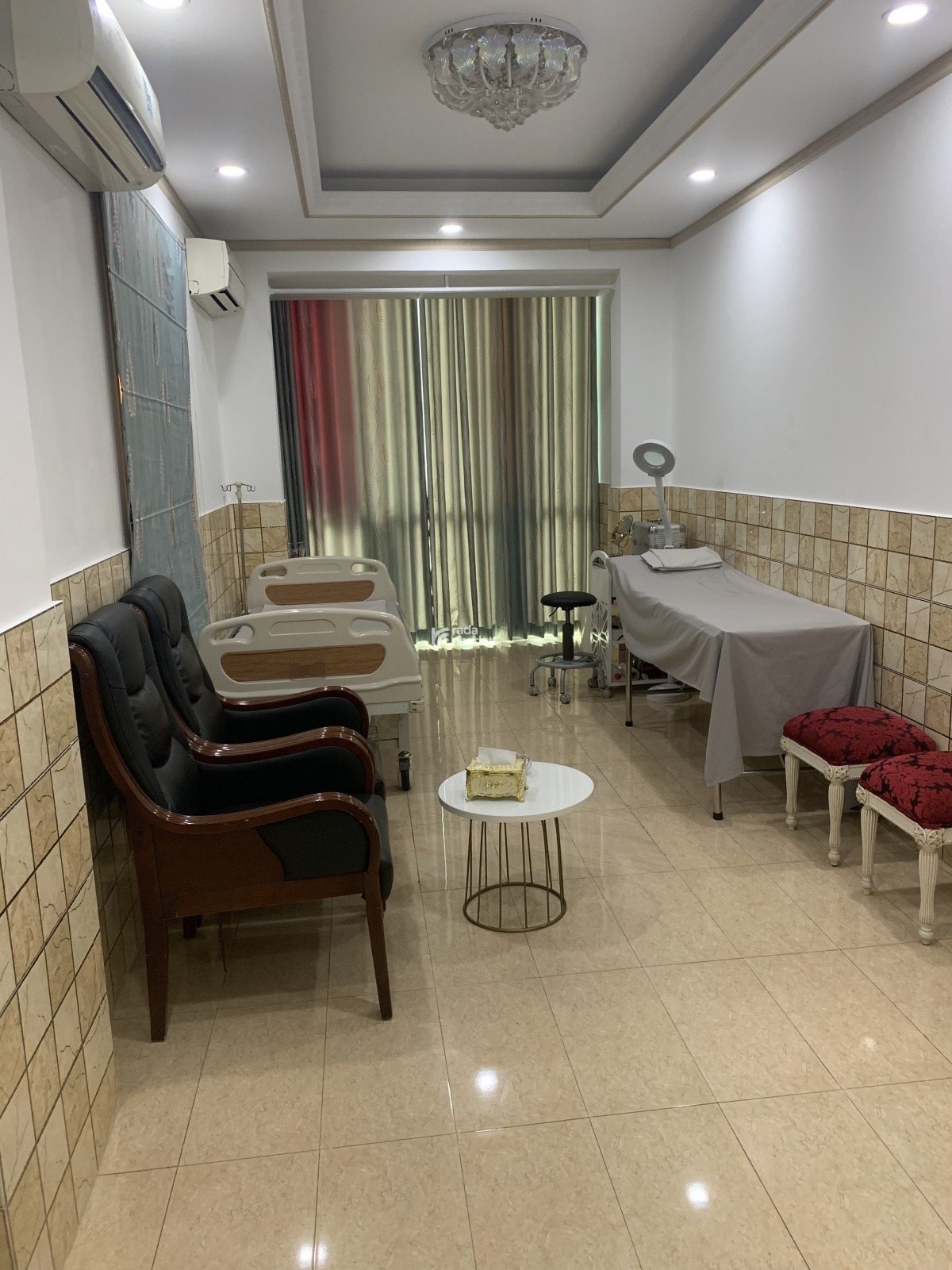 Bán nhà mặt tiền Nguyễn Văn Cừ Quận 5