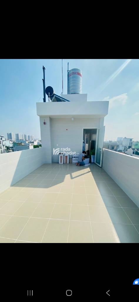  Kết cấu 5 tầng, 5PN, 5WC, Sân thượng. Nhà xe phòng thờ. THANG MÁY 450KG. 