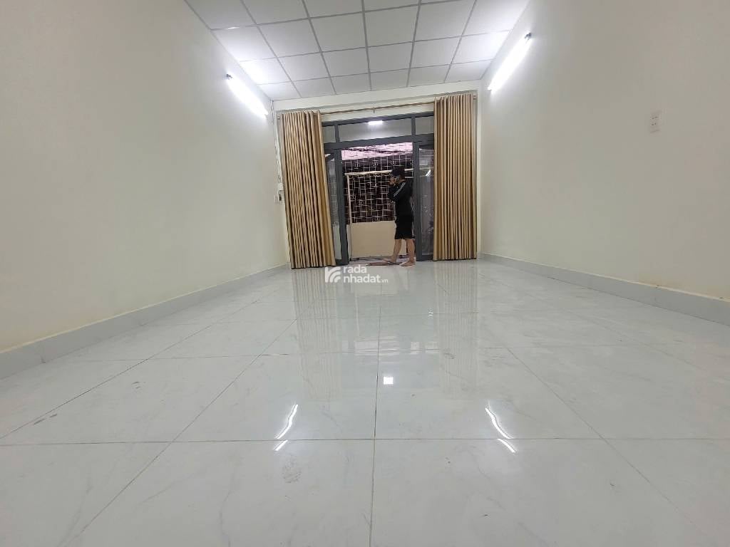 SÁT MT PHAN VĂN TRỊ, BÌNH THẠNH, 55M2 TIỆN XÂY MỚI. GIẢM 750TR CHỈ CÒN 7T 