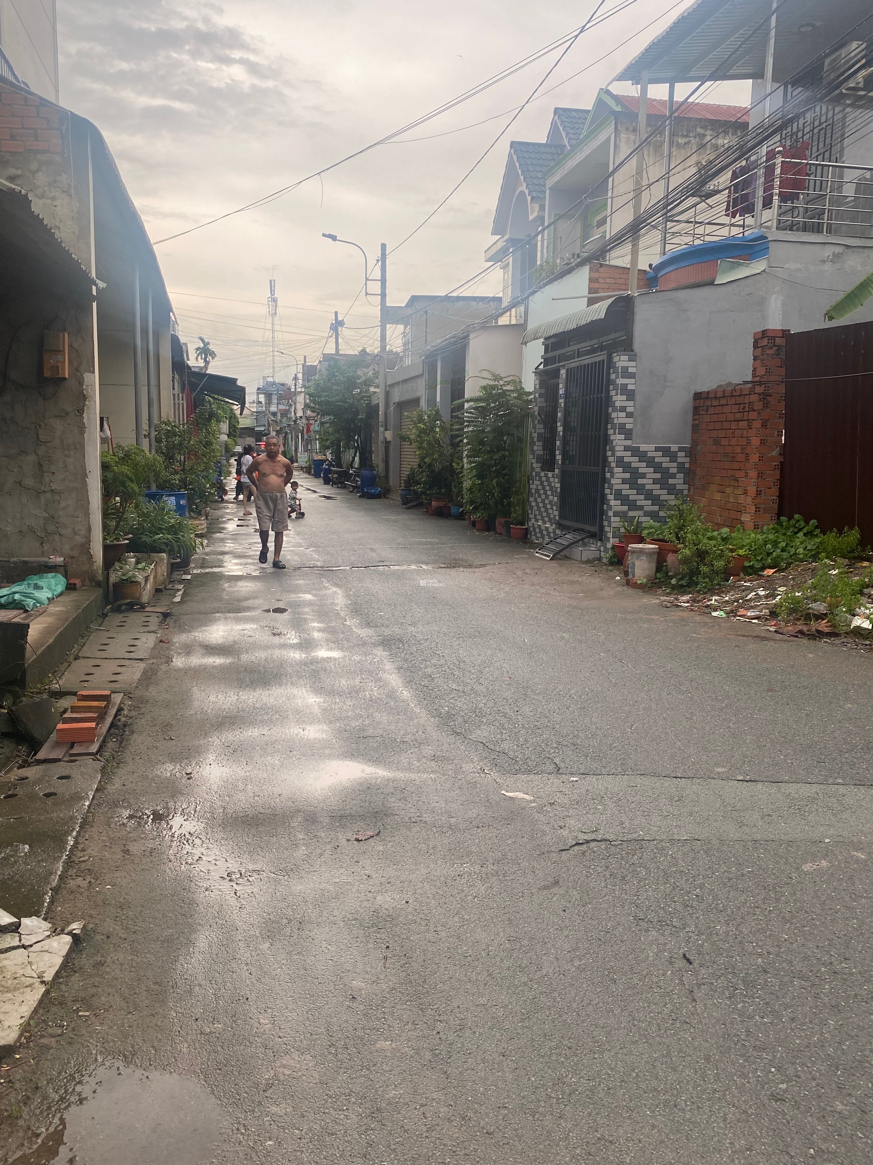 bán dãy trọ mặt tiền hẻm Lò Lu,quận 9 tp.HCM 134m2 ngang 6m, giá 7,6 tỷ,đường thông xe tải 