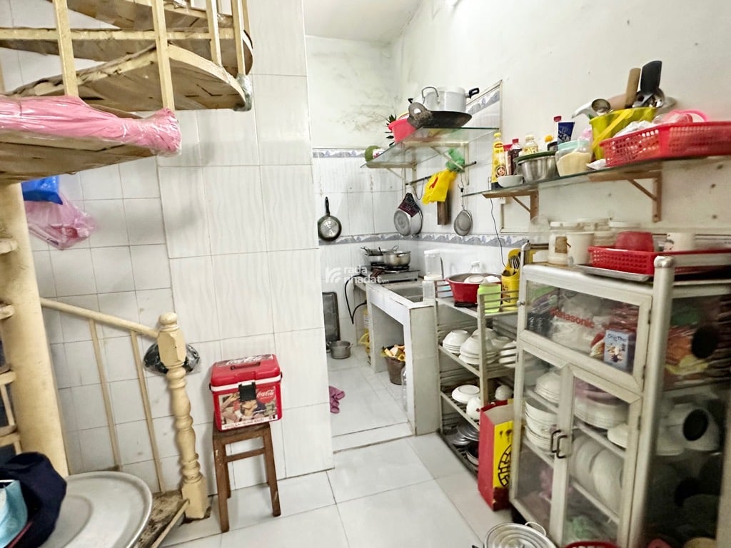 BÁN NHÀ 2 TẦNG HXH VƯỜN CHUỐI, P.4,QUẬN 3, KHU CX ĐÔ THÀNH, 23M2, 5 TỶ