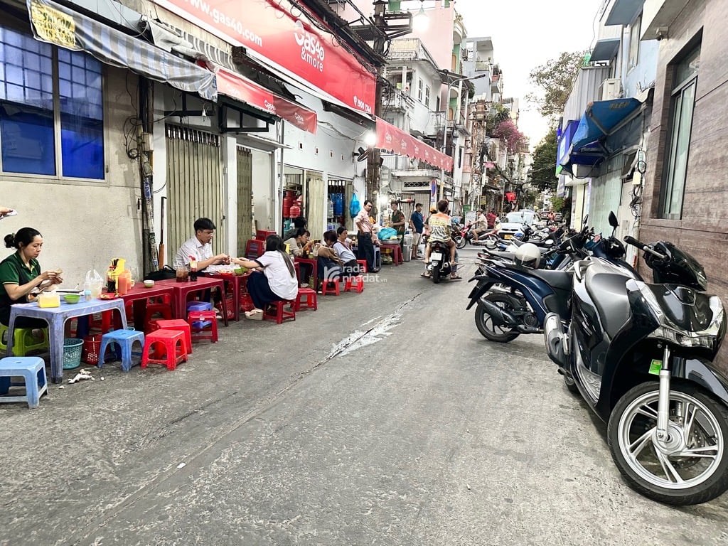 BÁN NHÀ 2 TẦNG HXH VƯỜN CHUỐI, P.4,QUẬN 3, KHU CX ĐÔ THÀNH, 23M2, 5 TỶ