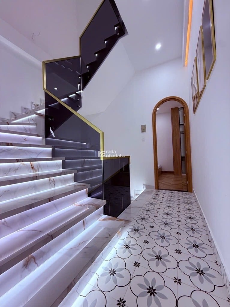 Bán Nhà Đẹp 4 Tầng Mới, Đường Bưng Ông Thoàn, Q9, 81m2, Nhỉnh 8 Tỷ