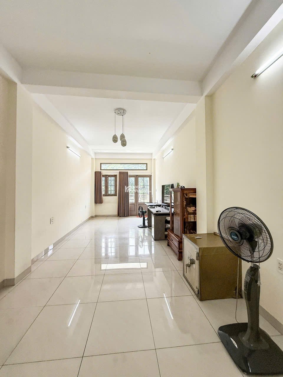 Bán nhà 2 mặt tiền trước sau  Đường Lý Thái Tổ Phường Bàn Cờ Giá 24 tỷ