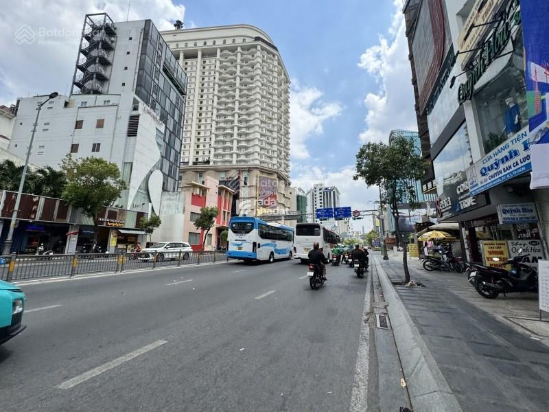 Hiếm Bán đất MT đường Nam Kì, PVTS, Q3, DT: 6x16,5, nở hậu, CN: 100m, Giá 64 tỷ TL