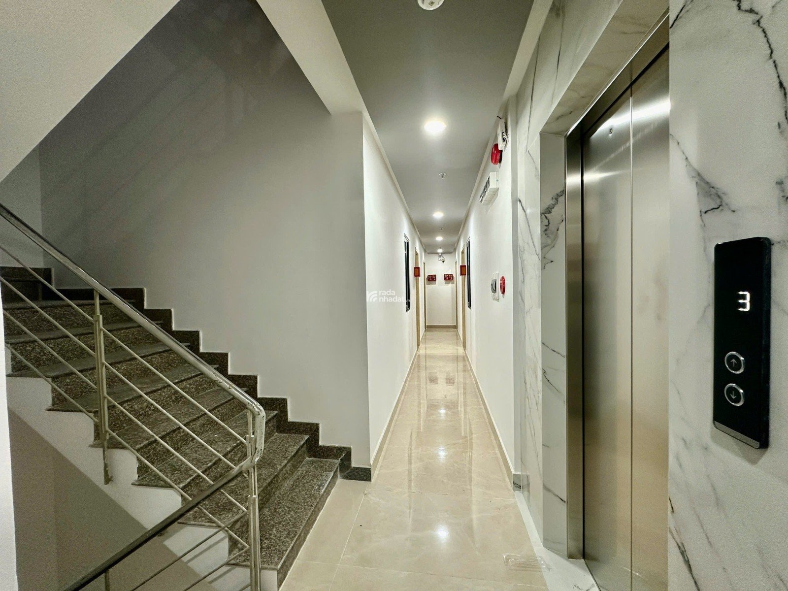 CHDV 180m2 27 PHÒNG - DOANH THU 2 TỶ/NĂM (7%/NĂM) - ĐỐI DIỆN LOTTE MART