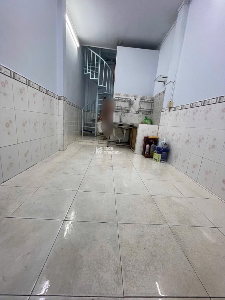 SÁT HẺM XE HƠI TRẦN VĂN QUANG, TÂN BÌNH, 20M2 CÓ KC MỚI Ở NGAY. GIẢM 650TR CHỈ 2.5T 