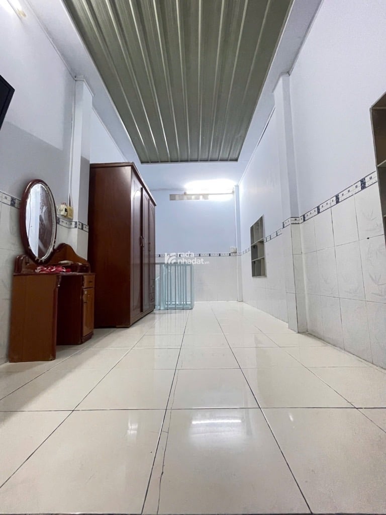 SÁT HẺM XE HƠI TRẦN VĂN QUANG, TÂN BÌNH, 20M2 CÓ KC MỚI Ở NGAY. GIẢM 650TR CHỈ 2.5T 