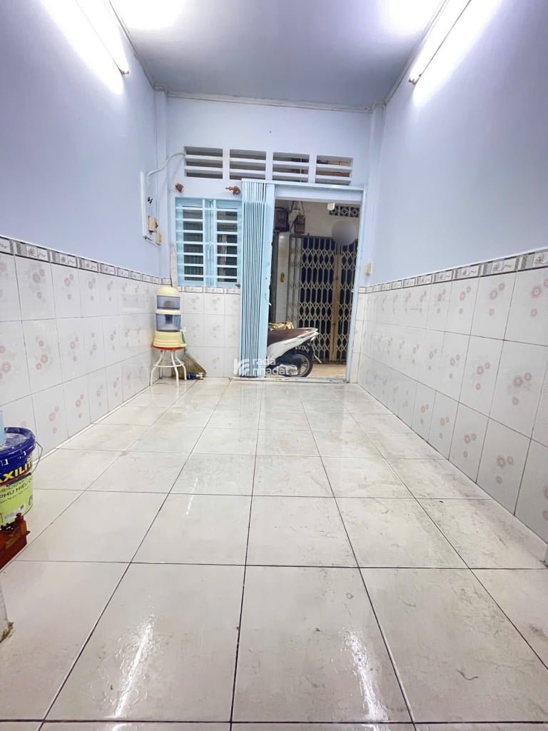 SÁT HẺM XE HƠI TRẦN VĂN QUANG, TÂN BÌNH, 20M2 CÓ KC MỚI Ở NGAY. GIẢM 650TR CHỈ 2.5T 