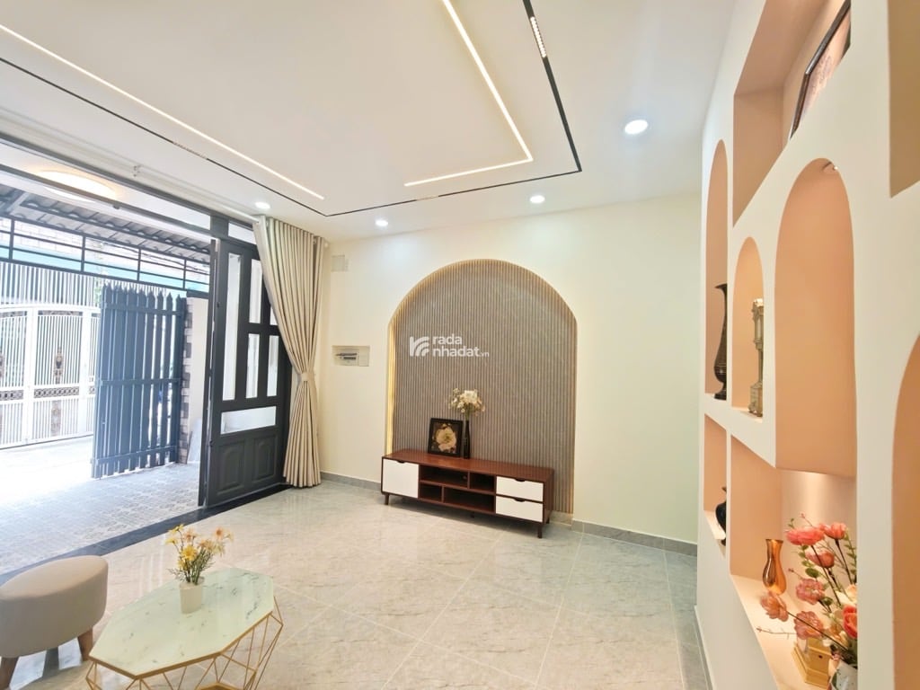 gò vấp 3 tâng 5pn, nhỉnh 6T, nhà mới