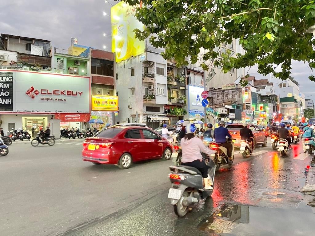 SÁT MT HOÀNG VĂN THỤ, TÂN BÌNH, 34M2 CÓ KẾT CẤU DỄ CẢI TẠO. GIẢM 350TR CHỈ CÒN 3.6T