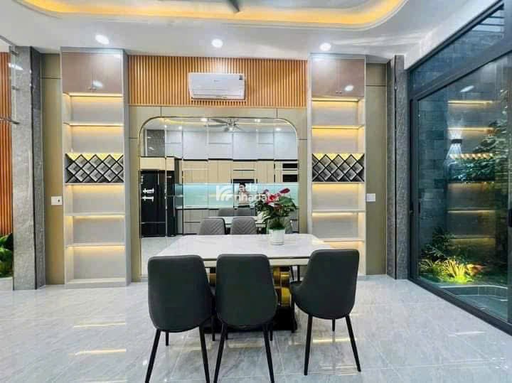  SIÊU PHẨM TX25 - NHÀ 3 TẦNG FULL NỘI THẤT - HẺM 8M THÔNG