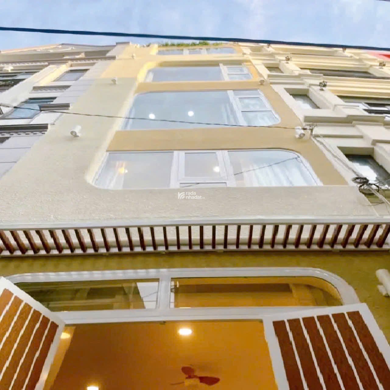 Nhà mới Hẻm Ô Tô Trường Sa - Quận Phú Nhuận - 3.9 x 6.6 m - 5 Tầng - 7.85 tỷ