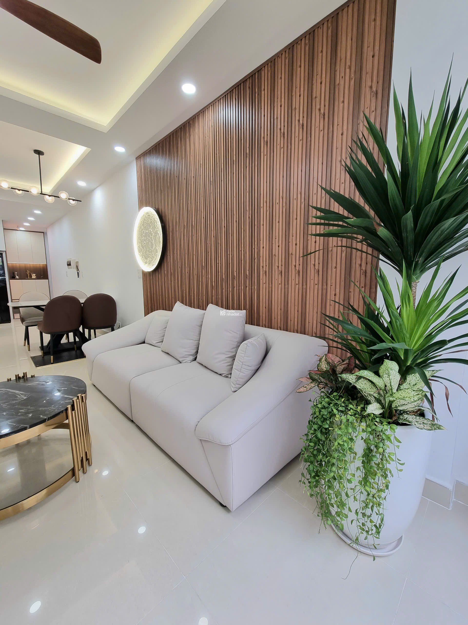 Bán nhanh căn hộ sky garden 1, PMH, Q7, DT 81m2, TK 3PN nhà mới đẹp, giá chỉ 5,4 tỷ 