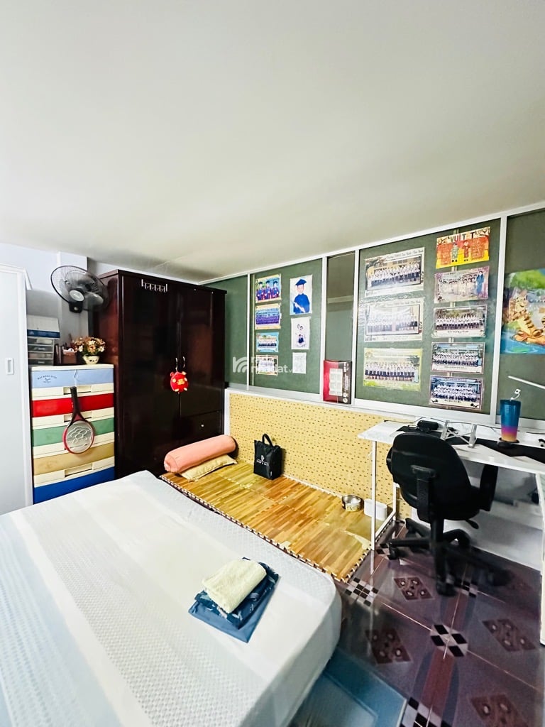 HẺM XE HƠI SÁT NHÀ, LẠC LONG QUÂN, TÂN BÌNH, 38M2 CÓ KC Ở NGAY. GIẢM 350TR CHỈ CÒN 4.23T TL 