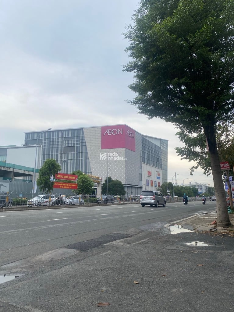 BÁN NHÀ TÊN LỬA 4 TẦNG BTCT 60M2 XE HƠI NGỦ TRONG NHÀ 10.X TỶ AEON MALL BÌNH TÂN 