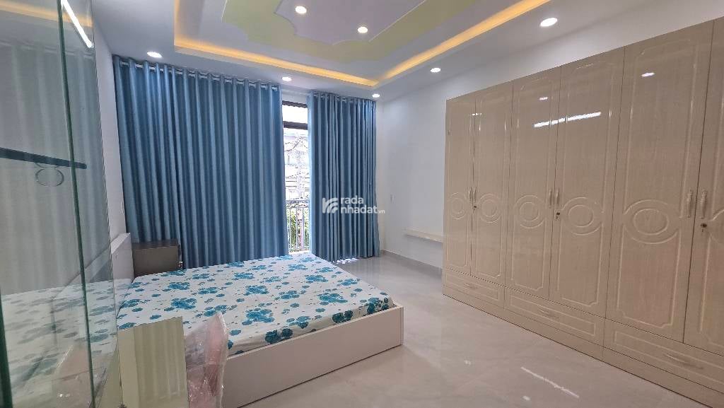 NHÀ 4 TẦNG  MỚI XÂY 100% CHỜ HOÀN CÔNG- HẺM XE TẢI- TẶNG NỘI THẤT