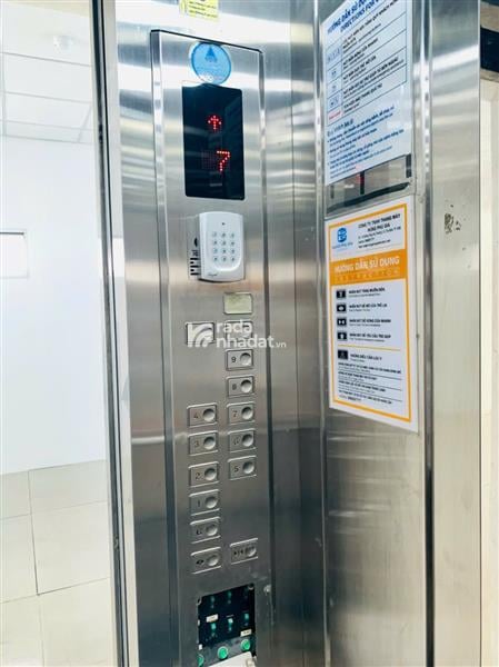 MTKD VIP NGAY CHỢ PHẠM VĂN HAI, TÂN BÌNH, 11 TẦNG CÓ DÒNG TIỀN. GIẢM 7.5T CHỈ CÒN 165T TL 
