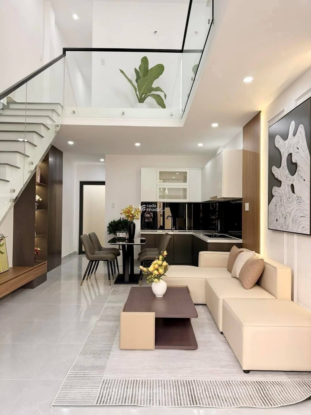 QUÁ RẺ CHO KHU VỰC NGUYỄN HUY TƯỞNG SÁT BẾN XE CHỈ 3050 TL KHÔNG NGHE NHẦM ĐÂU Ạ