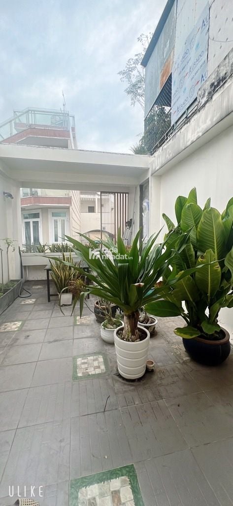 SIÊU PHẨM - PHÙ HỢP MỌI KHÁCH HÀNG - HẺM XE TẢI - NGAY CÔNG VIÊN LÊ THỊ RIÊNG - 5 TẦNG - CHỈ 12 TỶ 