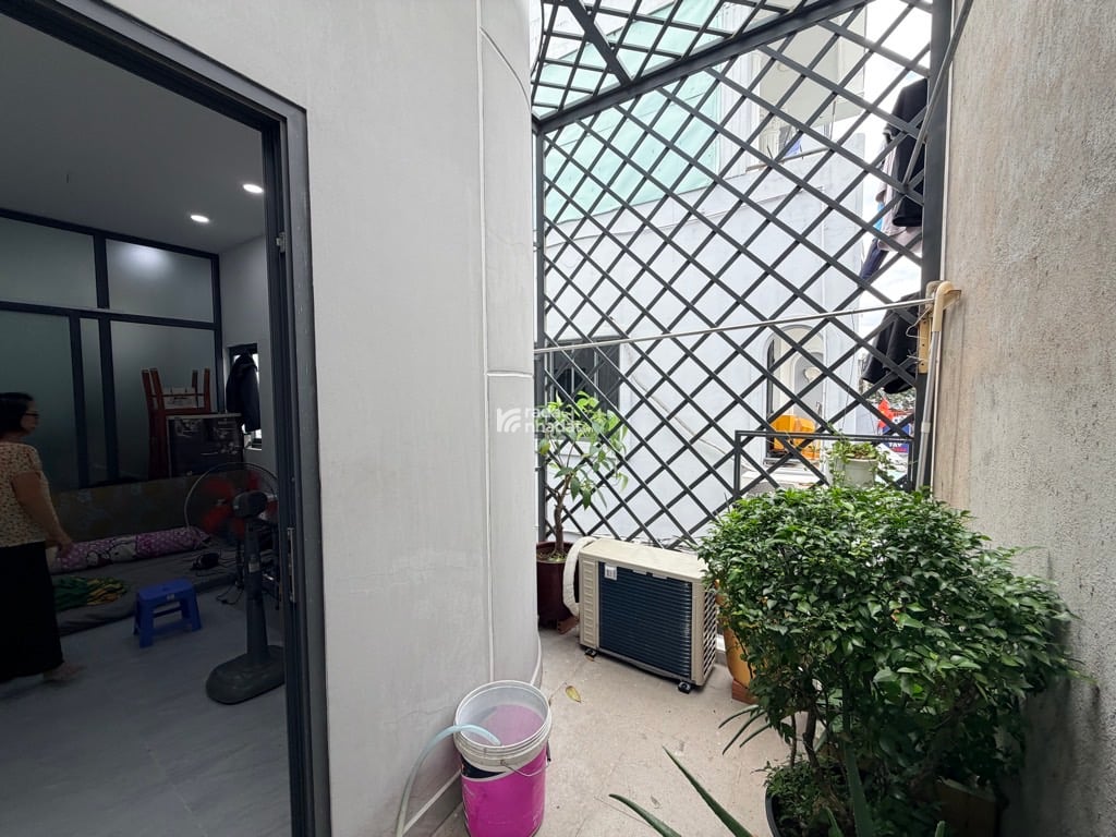 HẺM XE HƠI XÔ VIẾT NGHỆ TĨNH, BÌNH THẠNH, 5 TẦNG MỚI TINH Ở NGAY. GIẢM 550TR CHỈ 7.3T TL 