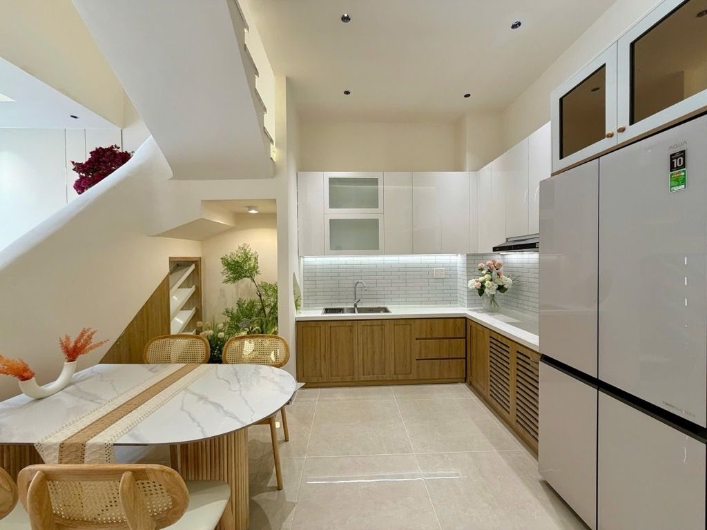 HẺM XE HƠI VÀO NHÀ, TRẦN VĂN QUANG, TÂN BÌNH, 54M2 MỚI Ở NGAY. GIẢM 650TR CHỈ CÒN 8.89T TL 