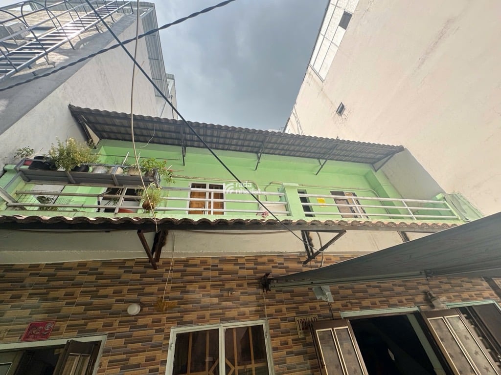 HẺM XE HƠI BÙI ĐÌNH TÚY, BÌNH THẠNH, 80M2 TIỆN XÂY MỚI. GIẢM 350TR CHỈ CÒN 7.6T TL 