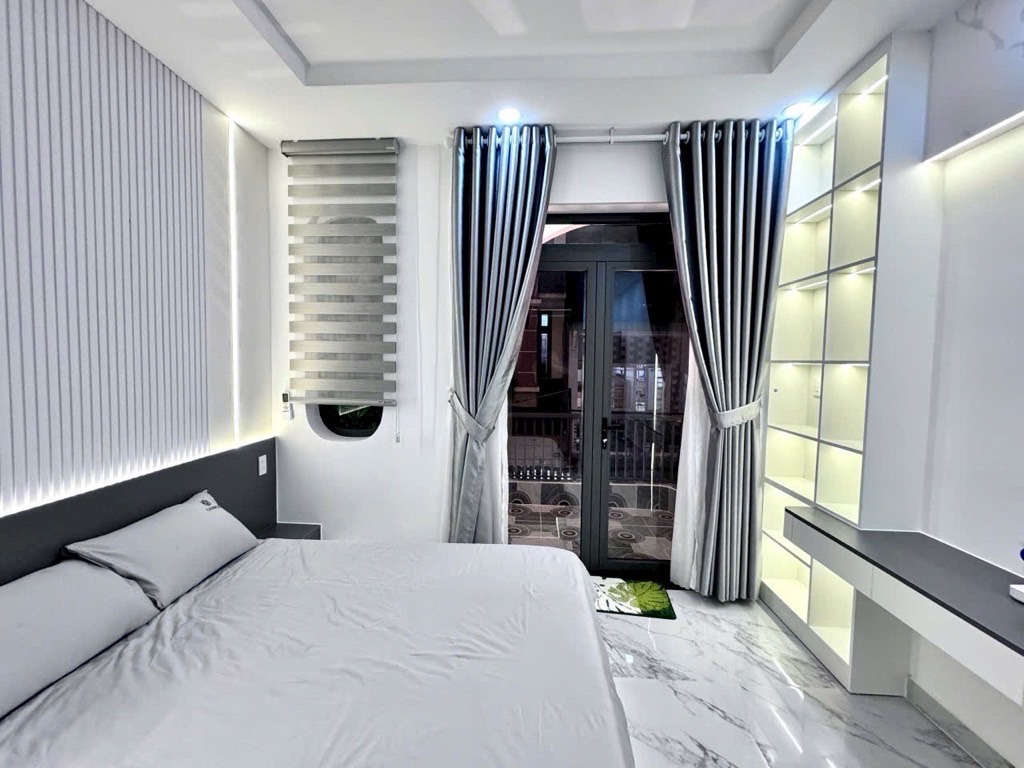 SIÊU PHẨM NHÀ MỚI VÔ Ở NGAY TẶNG FULL NỘI THẤT- HẺM XE HƠI THÔNG 1 TRỤC - HUỲNH VĂN NGHỆ PHƯỜNG 1