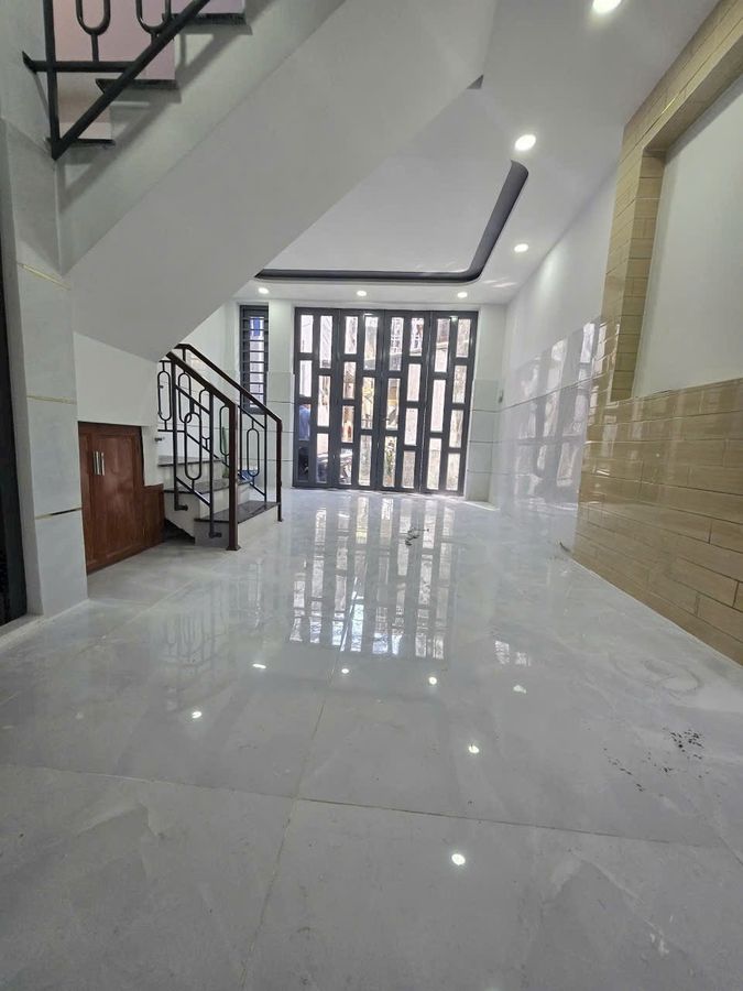 NHÀ ĐẸP XINH XẮN NGAY HƯƠNG LỘ 2 ,P BÌNH TRỊ ĐÔNG , BÌNH TÂN , 24M2 , CHỈ 2TỶ8