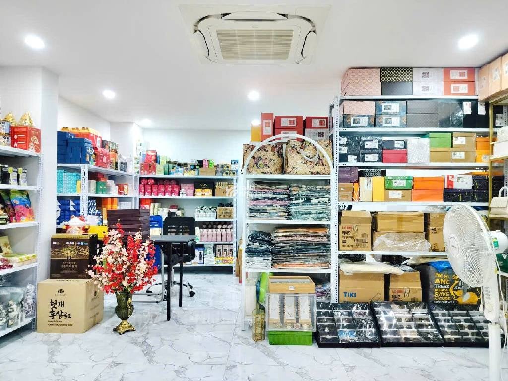 BÁN TÒA NHÀ VĂN PHÒNG VIP 7 TẦNG - MẶT TIỀN NGUYỄN VĂN NGHI - P.4 GÒ VẤP - DT GẦN 200M2