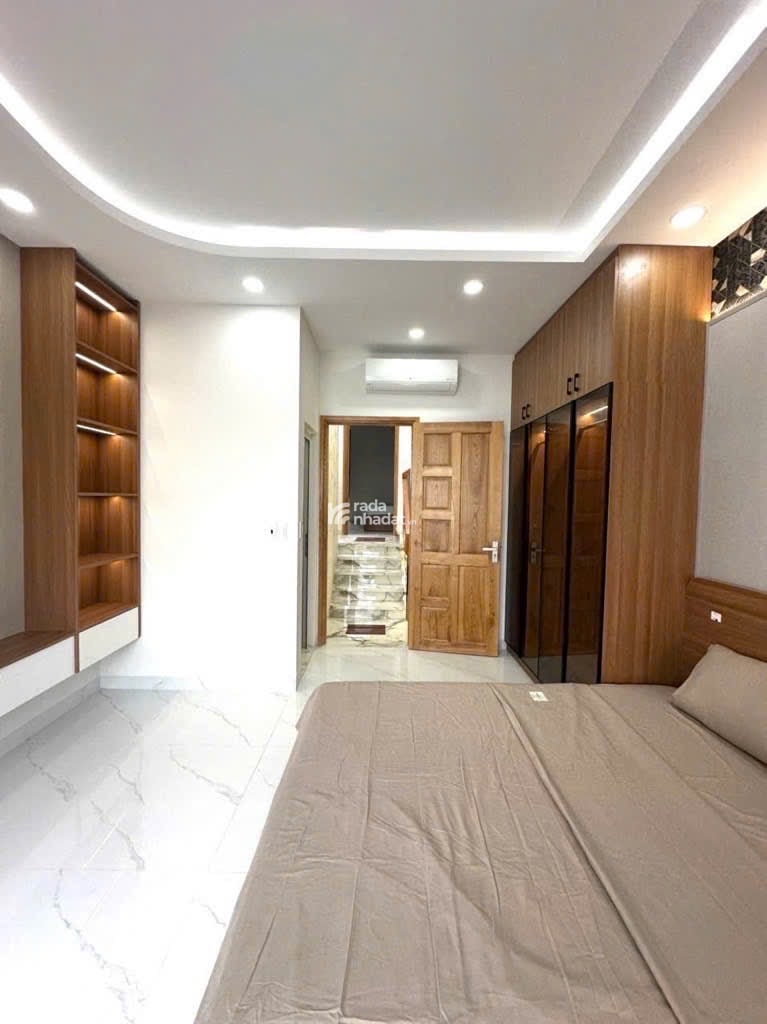  Ngay Văn Cao nối dài,nhà 4 tầng DTSD 240m2(4*15) chính chủ xây BTCT tâm huyết.4PN chỉ 6 tỷ nhỉnh