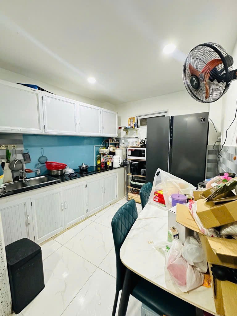 BÁN NHÀ XÔ VIẾT NGHỆ TĨNH 28M 4PN GẦN Q1 CHỈ 4.39 TỶ