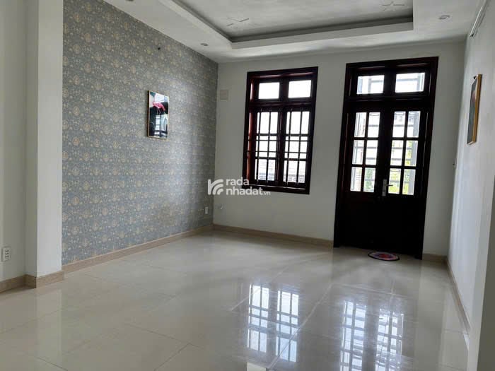 Nhỉnh 12 tỷ sở hữu MTKD sầm uất Nguyễn Văn Quá 100m2 ngang 4.1m 4 lầu gần chợ Cây Sộp.