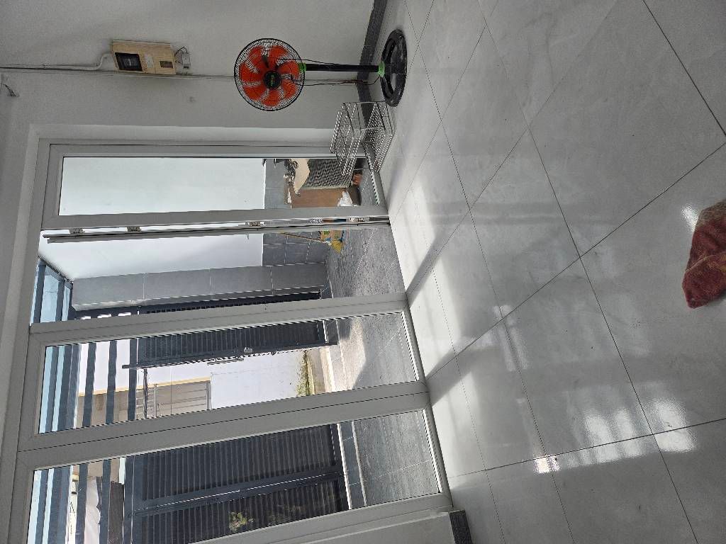 Nhà HXH Nguyễn Hữu Tiến, 75m2, 3.9x19.2, 3PN, xây kiên cố, nhà mát mẻ