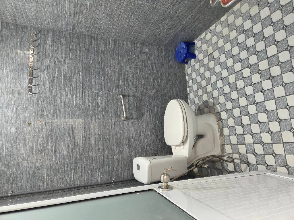 Nhà HXH Nguyễn Hữu Tiến, 75m2, 3.9x19.2, 3PN, xây kiên cố, nhà mát mẻ