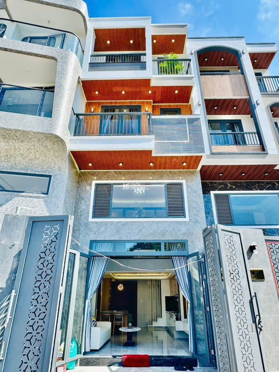 Bán nhà sổ hồng riêng diện tích 52,5m2 giá 3 tỷ 2 đường Lê Lai phường 3 quận Gò Vấp