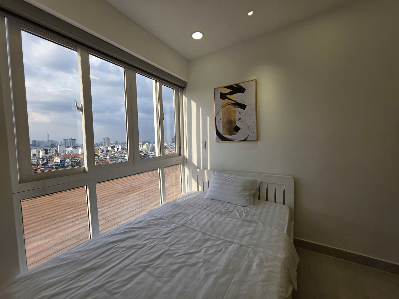 Cho thuê gấp! Siêu phẩm penthouse 6PN view sông  Landmark, Bitexco - cực đẹp Sky Garden 3, PMH