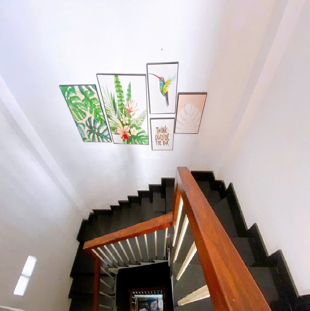 Bán nhà QUẬN 3, hẻm Xe hơi Cách Mạng Tháng Tám, DT 6 x 7 m, Giá 11 tỷ