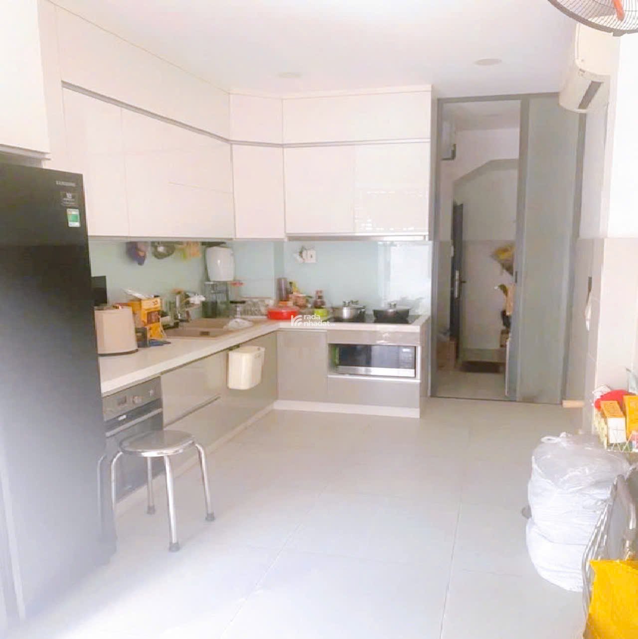 Bán nhà QUẬN 3, hẻm Xe hơi Cách Mạng Tháng Tám, DT 6 x 7 m, Giá 11 tỷ