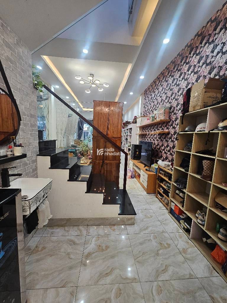 BÁN NHÀ BÌNH TÂN 60M2 5.X TỶ HẺM NHỰA 8M THÔNG NỘI THẤT CAO CẤP