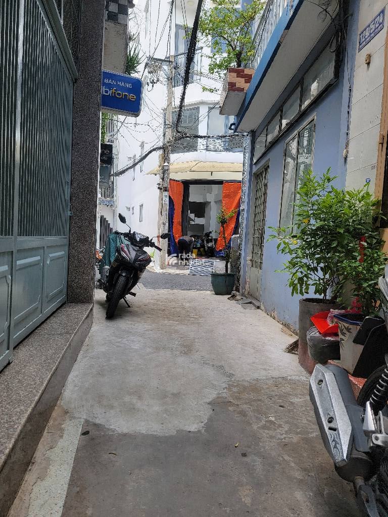 SÁT SÂN BAY, HOÀNG VĂN THỤ, PHÚ NHUẬN, 30M2 CÓ KC Ở NGAY. GIẢM 350TR CHỈ 4.1T TL 